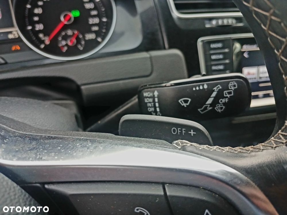 Volkswagen Golf GTD 2.0 TDI SCR DSG - 9