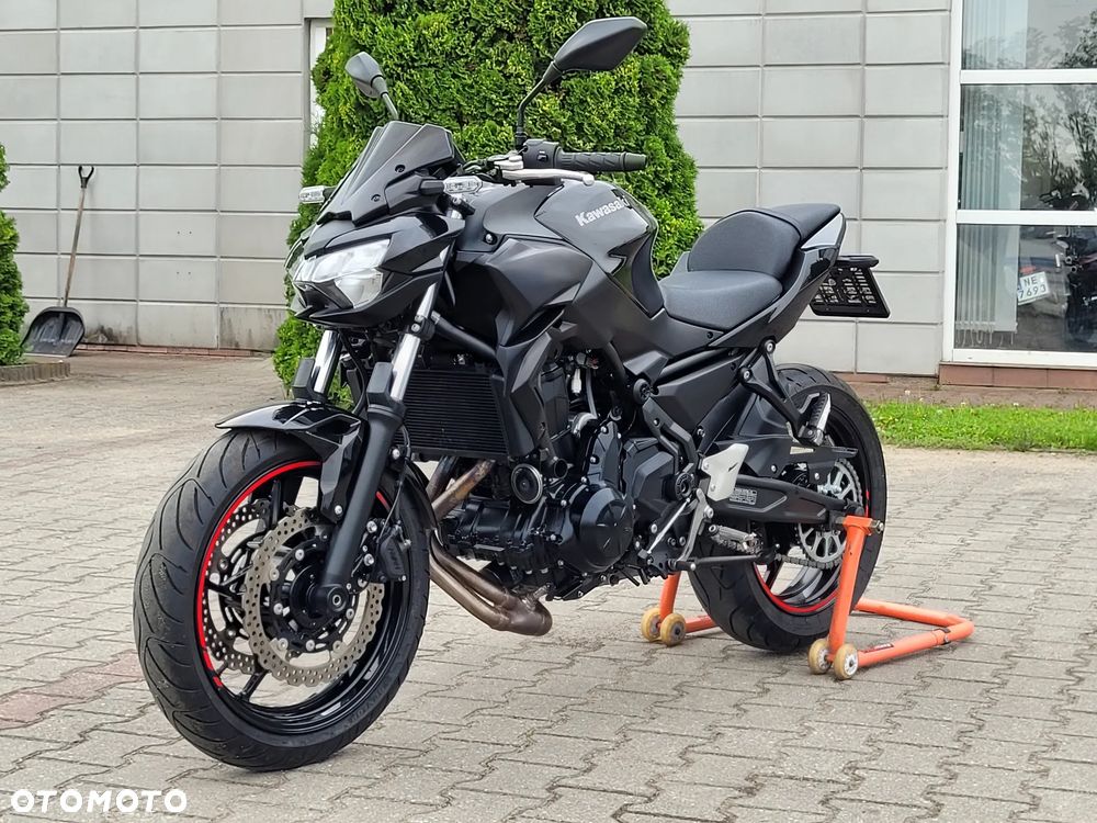 Kawasaki Z 650 - 11