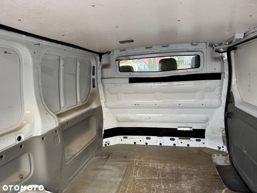 Opel Vivaro - 22