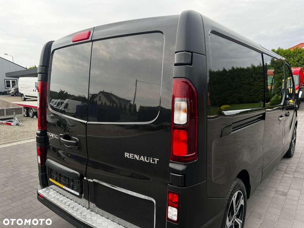 Renault Trafic Long  doka 6-osobowy - 22