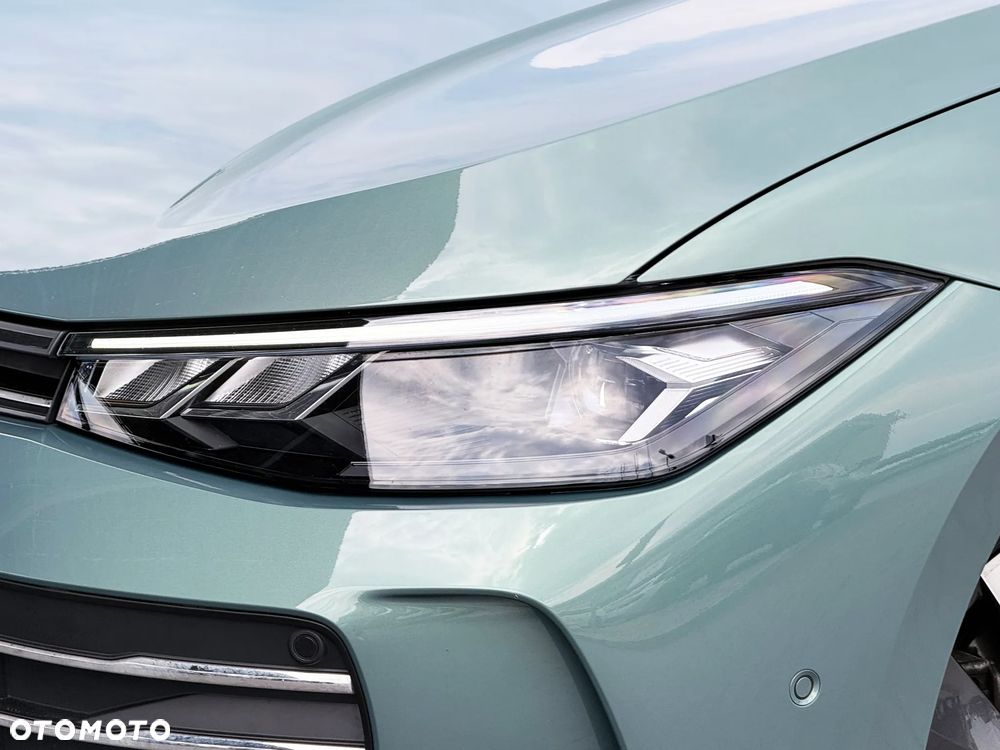 Volkswagen Passat Variant 1.5 TSI ACT mHEV Business DSG - 10
