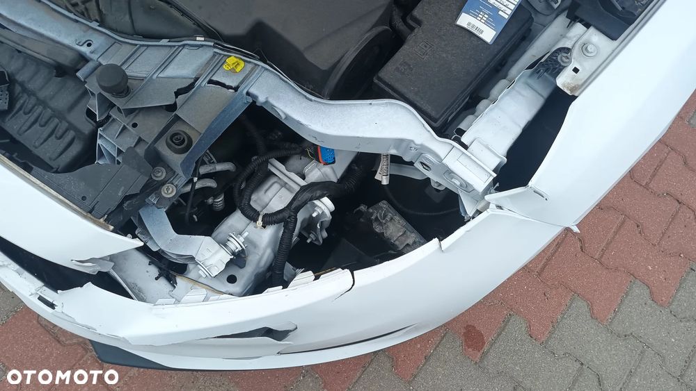 Ford Focus 1.5 EcoBoost SYNC Edition ASS PowerShift - 20