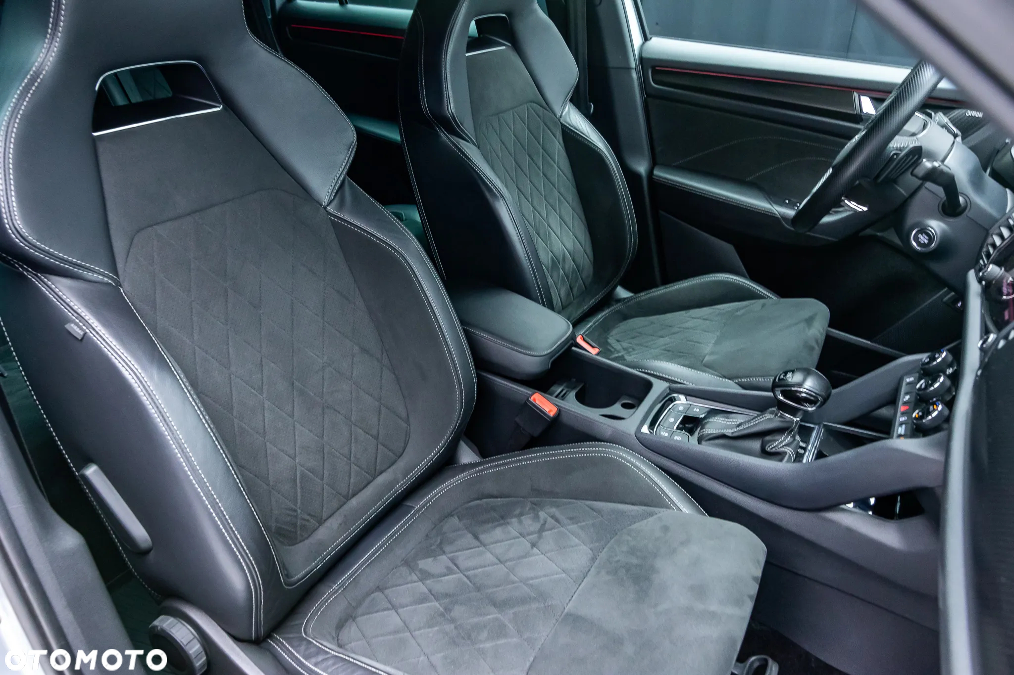 Skoda Kodiaq 2.0 TDI 4x4 DSG Sportline - 28