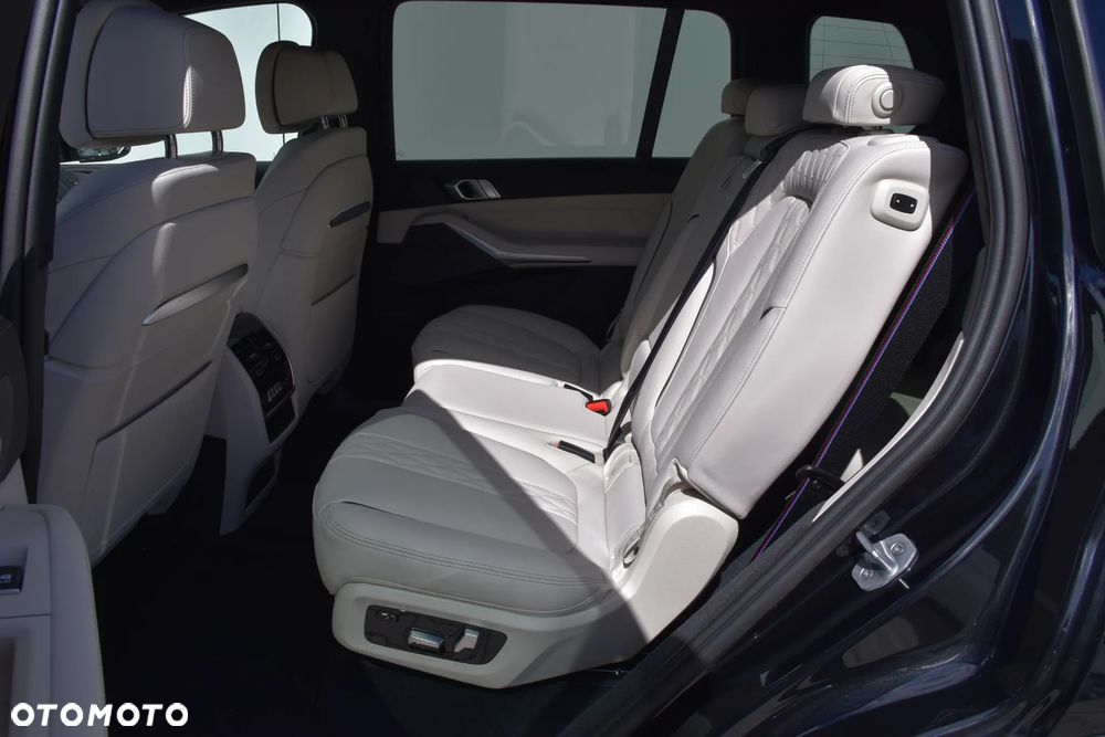 BMW X7 xDrive40d mHEV M Sport Edition sport - 23