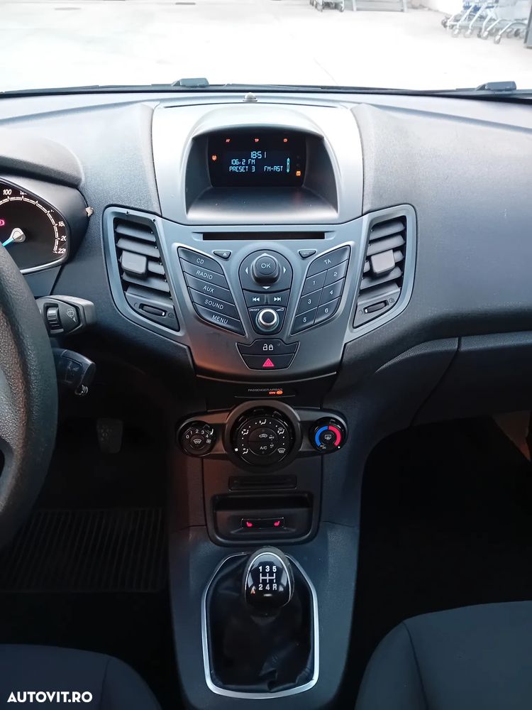 Ford Fiesta 1.25 Celebration - 15