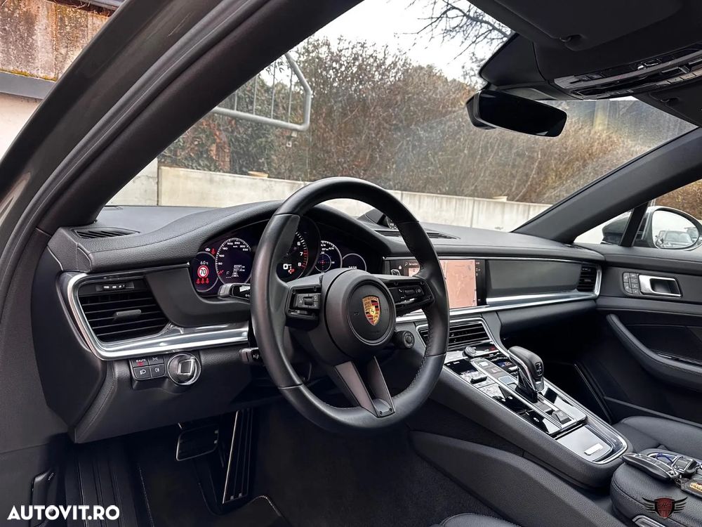 Porsche Panamera 4S Executive - 7