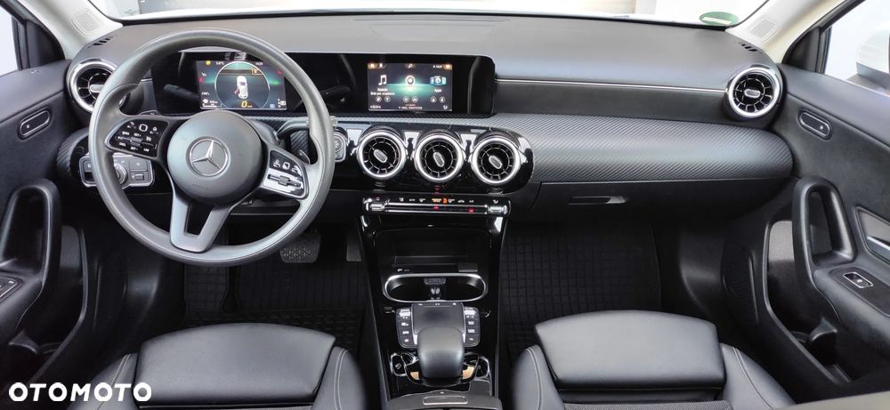 Mercedes-Benz Klasa A 180 d 8G-DCT Edition 2020 - 9