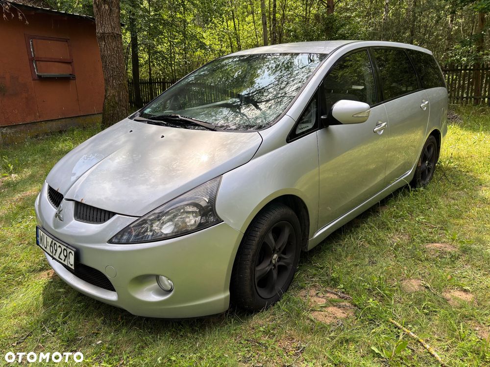 Mitsubishi Grandis - 5