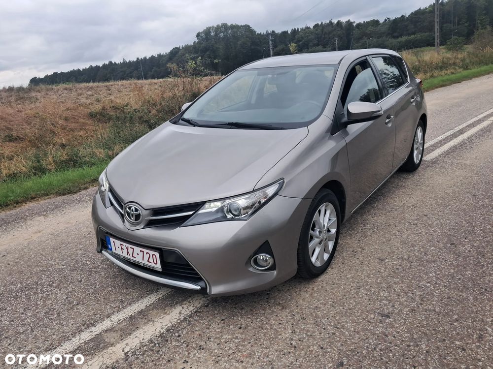 Toyota Auris 1.4 D-4D Active - 17