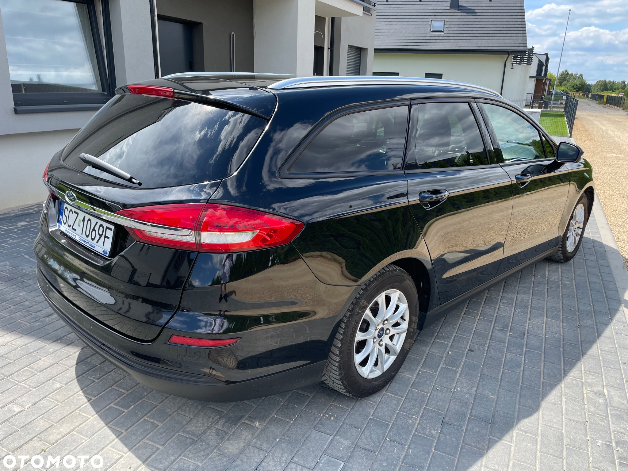 Ford Mondeo 1.5 EcoBoost Start-Stopp Autom Business Edition - 4