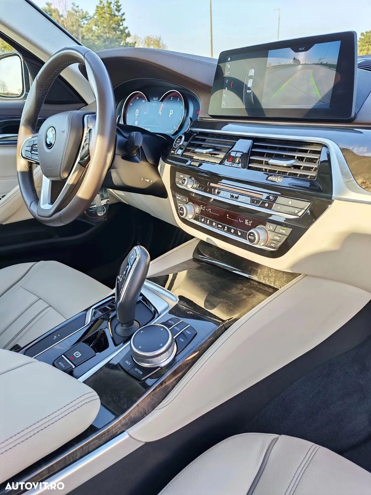 BMW Seria 5 520d Aut. Luxury Line - 20