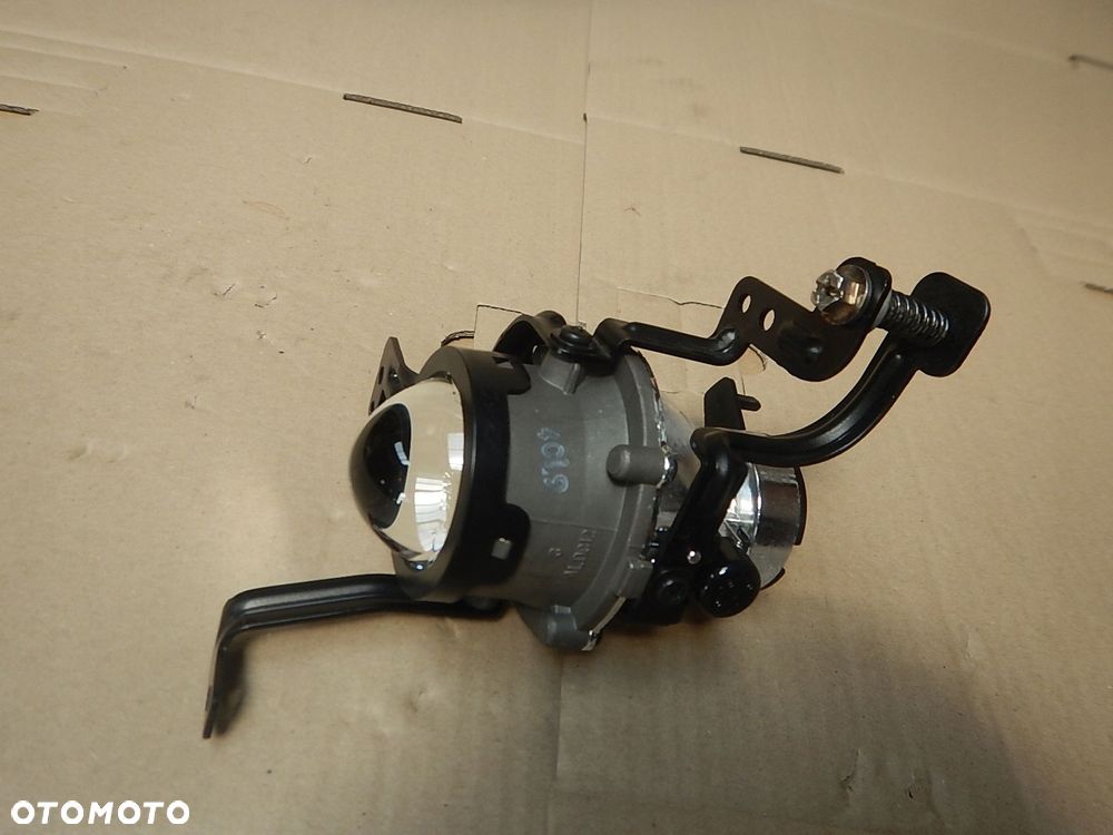halogen lampa przeciwmgielna prawy przód kia ceed 2 ii lift 15- - 1