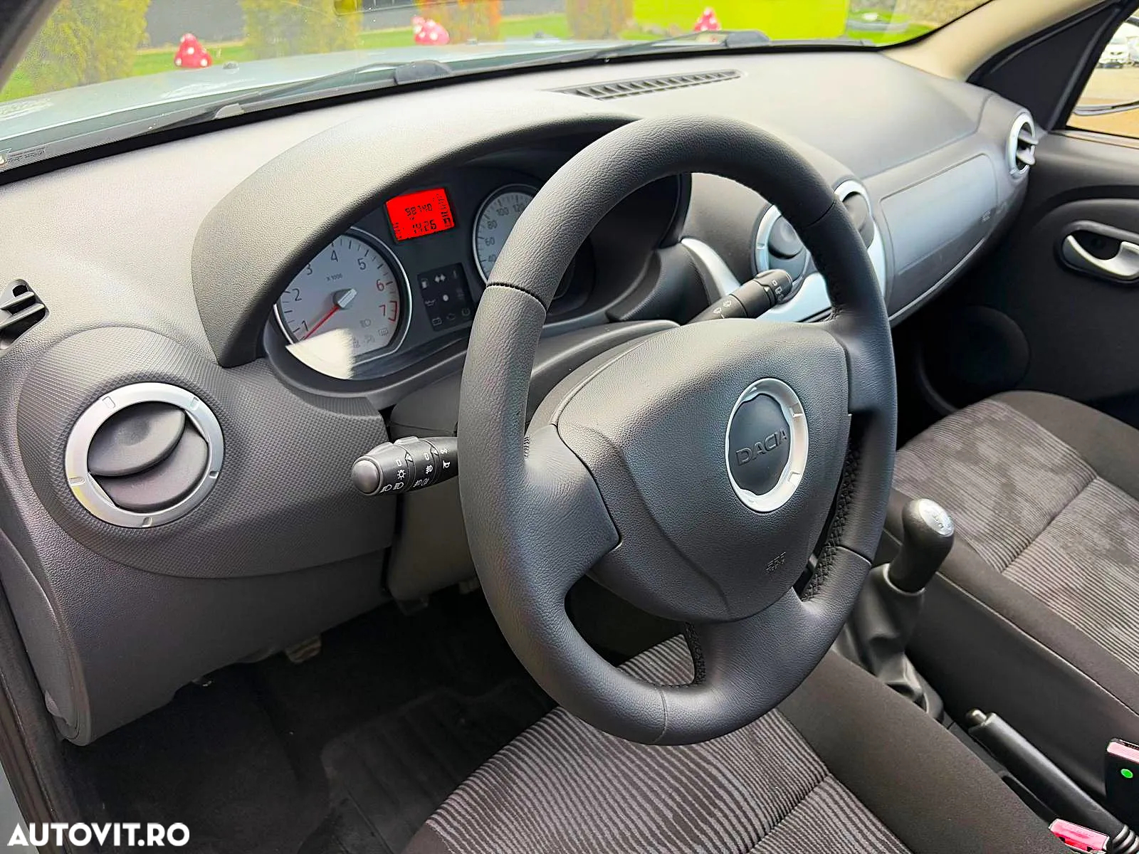 Dacia Sandero - 22