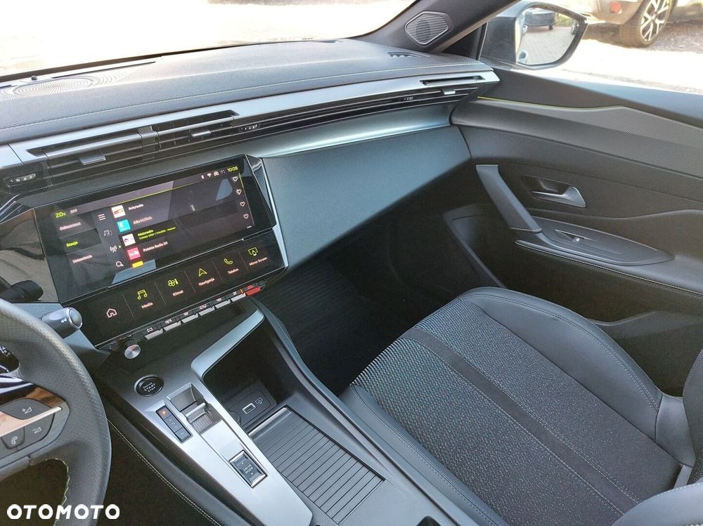 Peugeot 308 - 18