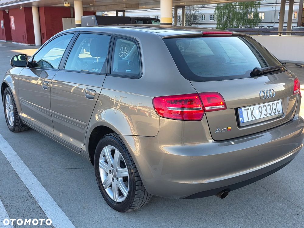 Audi A3 Sportback 1.6 S line Sportpaket (plus) - 5