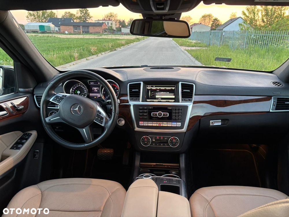 Mercedes-Benz GL 350 BlueTEC 4-Matic - 14