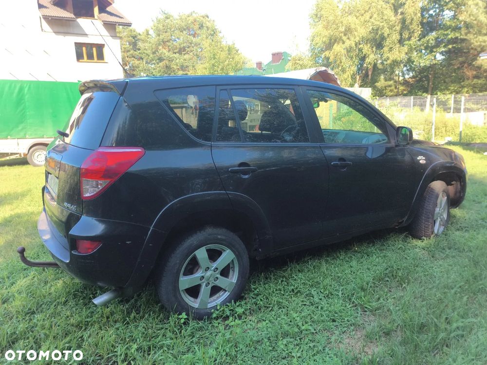 Toyota RAV4 2.2 D-4D Sol 180 - 4