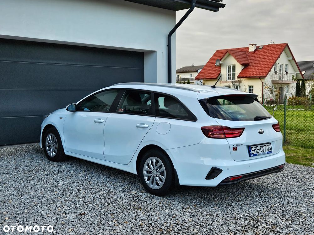 Kia Ceed - 5