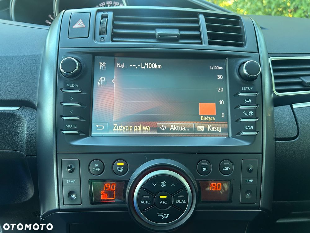 Toyota Verso 1.8 7-Sitzer Skyview Edition - 18