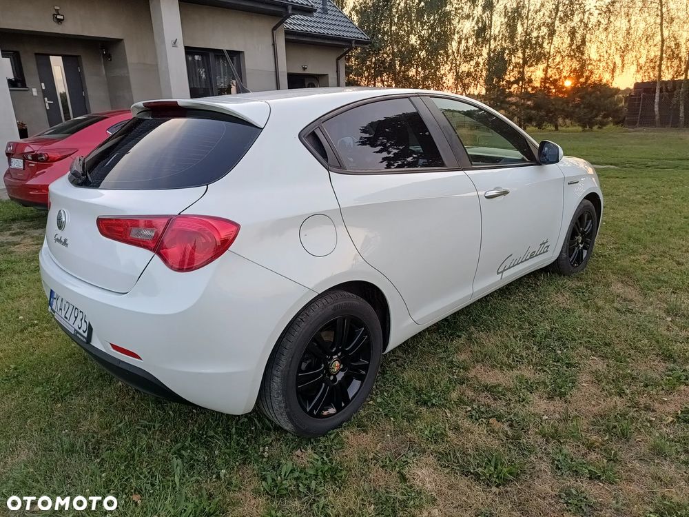 Alfa Romeo Giulietta 1.6 JTDM Distinctive - 5