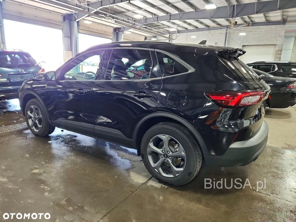 Ford Kuga - 9
