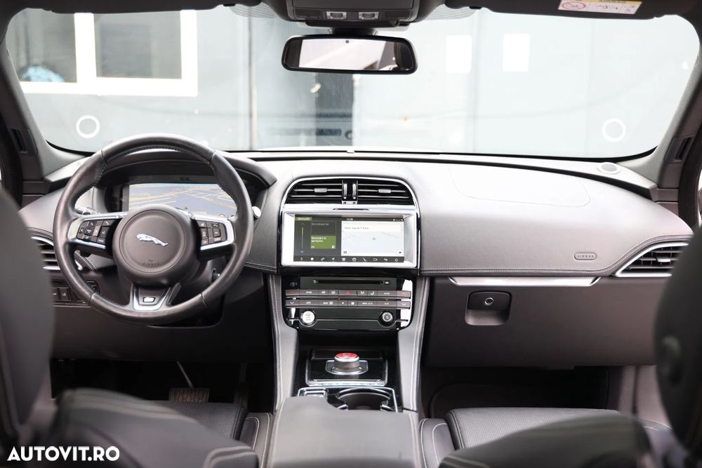 Jaguar F-Pace 20d AWD Aut. R-Sport - 20