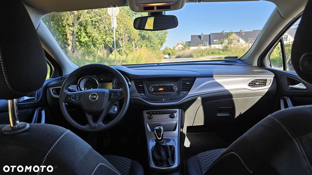 Opel Astra 1.4 Essentia - 5