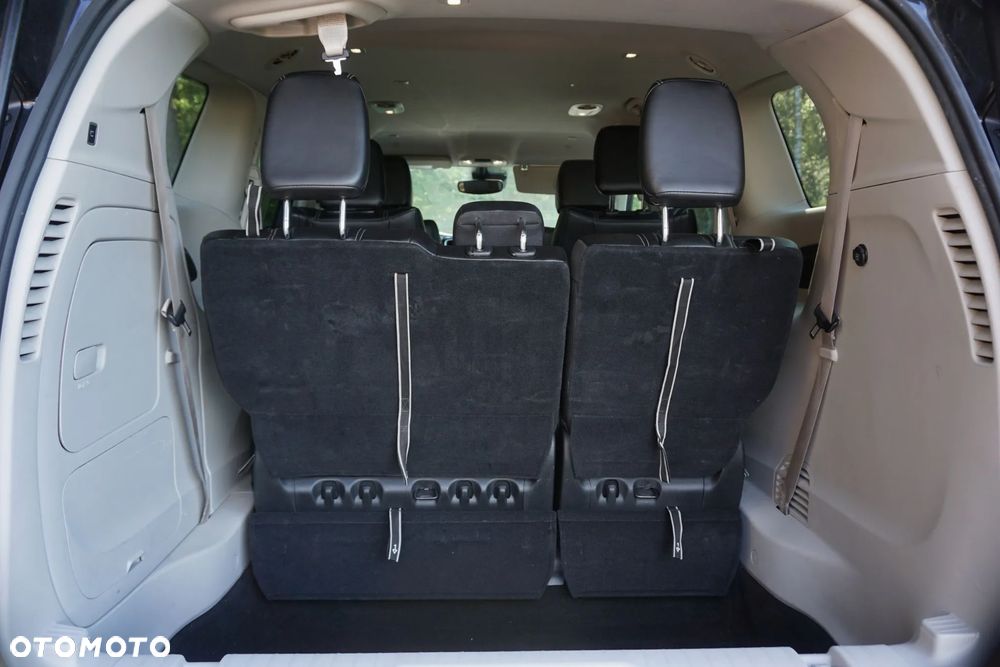 Chrysler Pacifica - 16