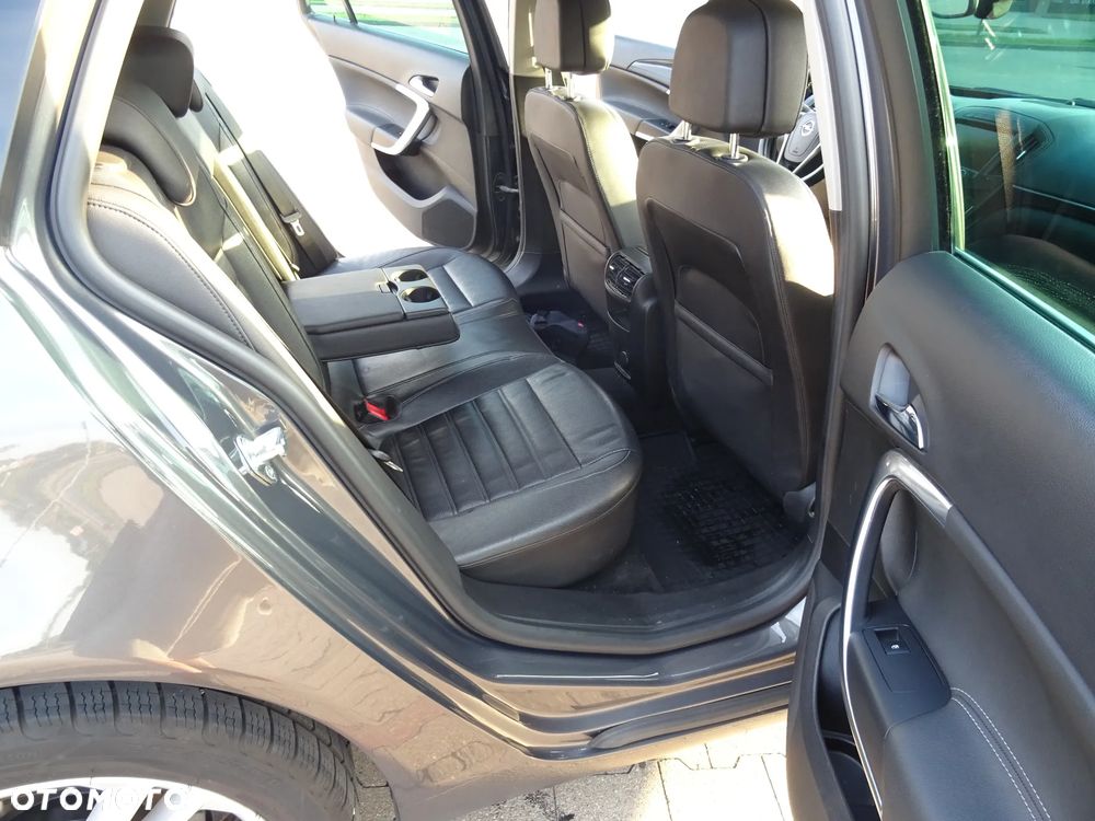 Opel Insignia 2.0 CDTI - 19