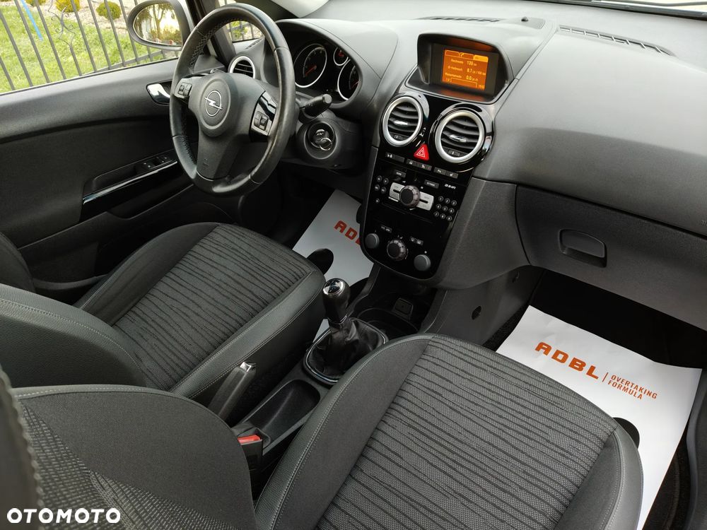 Opel Corsa 1.4 16V Energy - 27