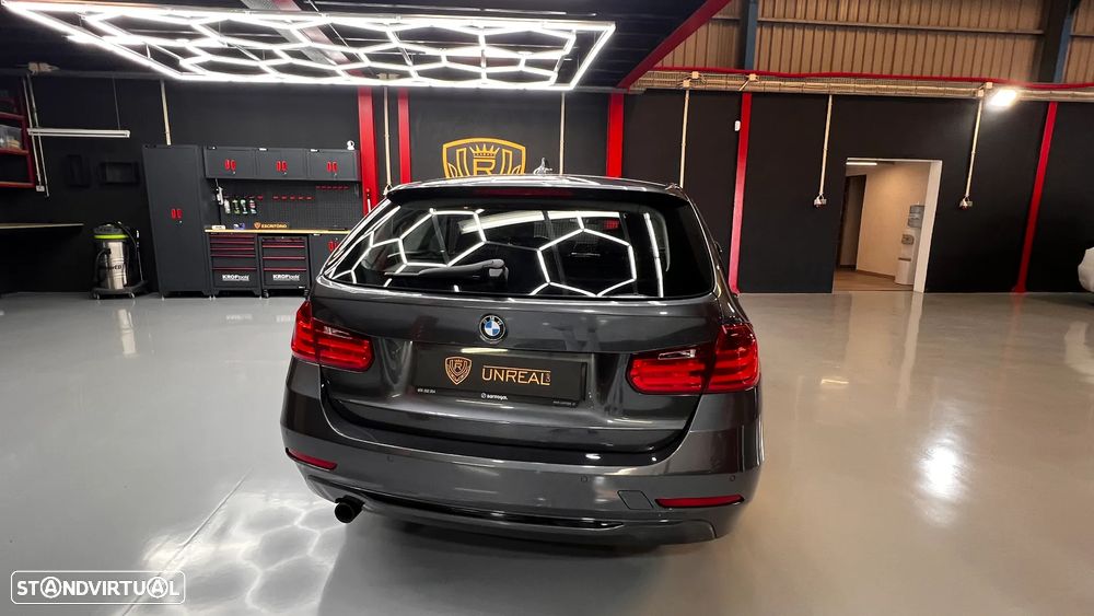 BMW 318 d Touring Auto Line Sport - 16