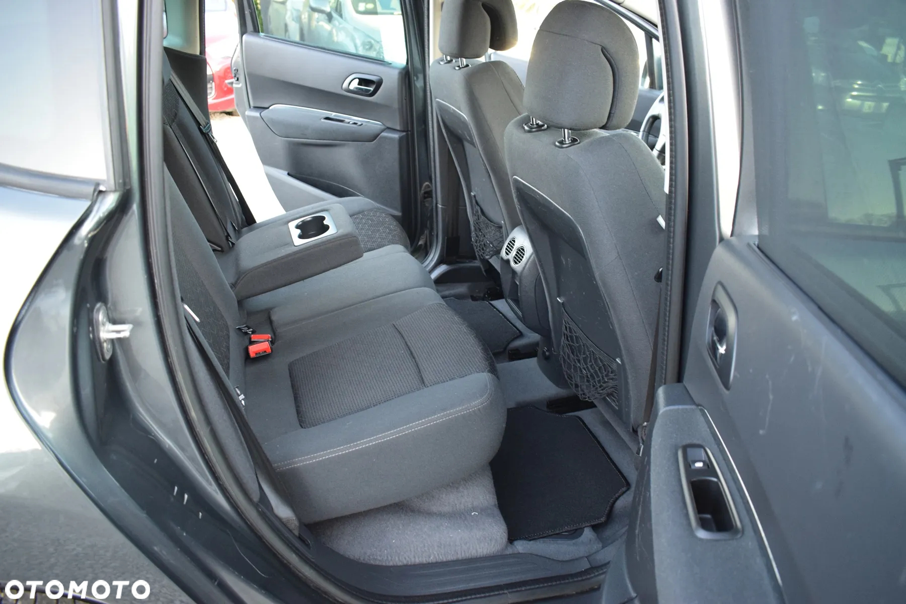 Peugeot 3008 HDi 115 Allure - 10