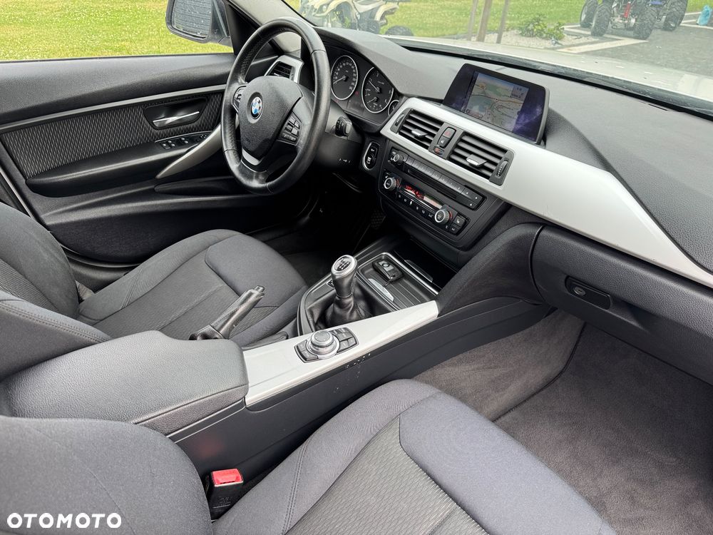 BMW Seria 3 316d Advantage - 26