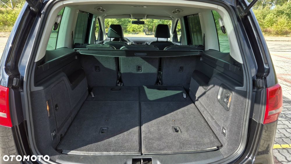 Volkswagen Sharan 2.0 TDI Highline DSG - 18