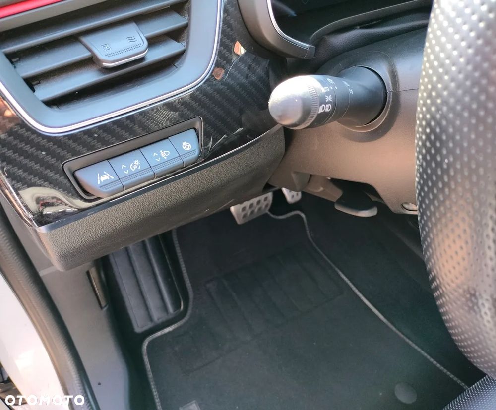 Renault Arkana 1.6 E-TECH R.S Line MMT - 7