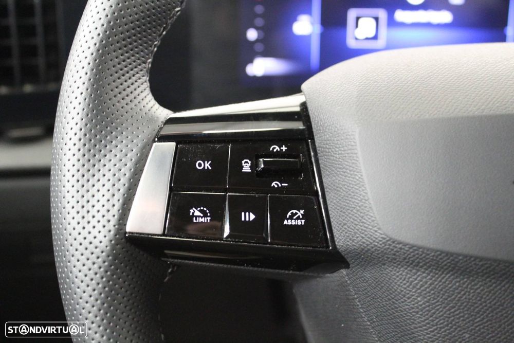 Opel Astra 1.2 T GS Line - 17