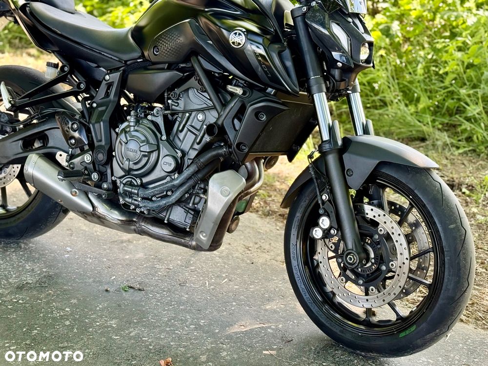 Yamaha MT - 4