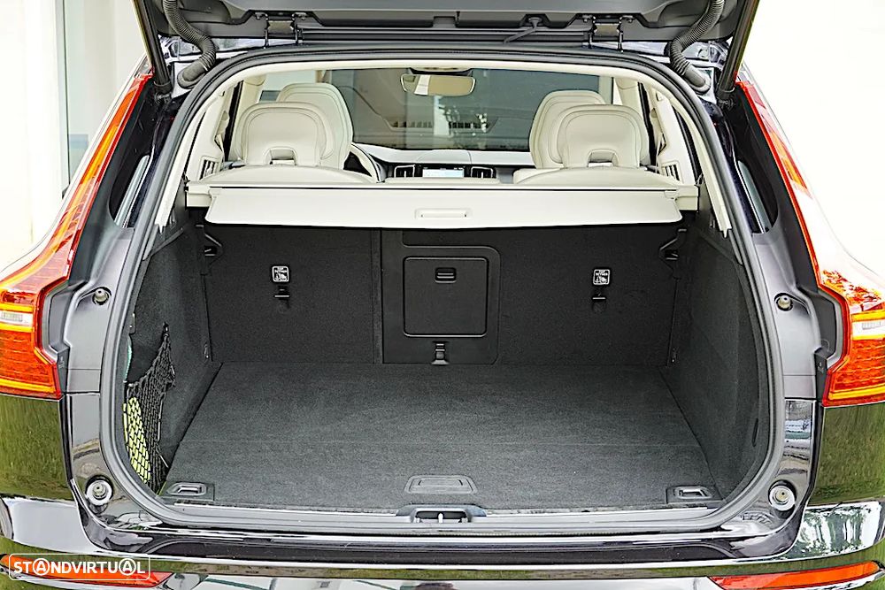 Volvo XC 60 2.0 T6 PHEV Plus Bright AWD - 18