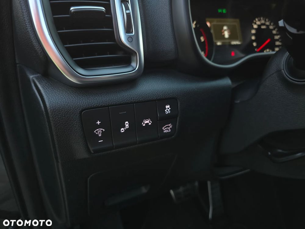 Kia Sportage 2,0 CRDI AWD GT Line - 32