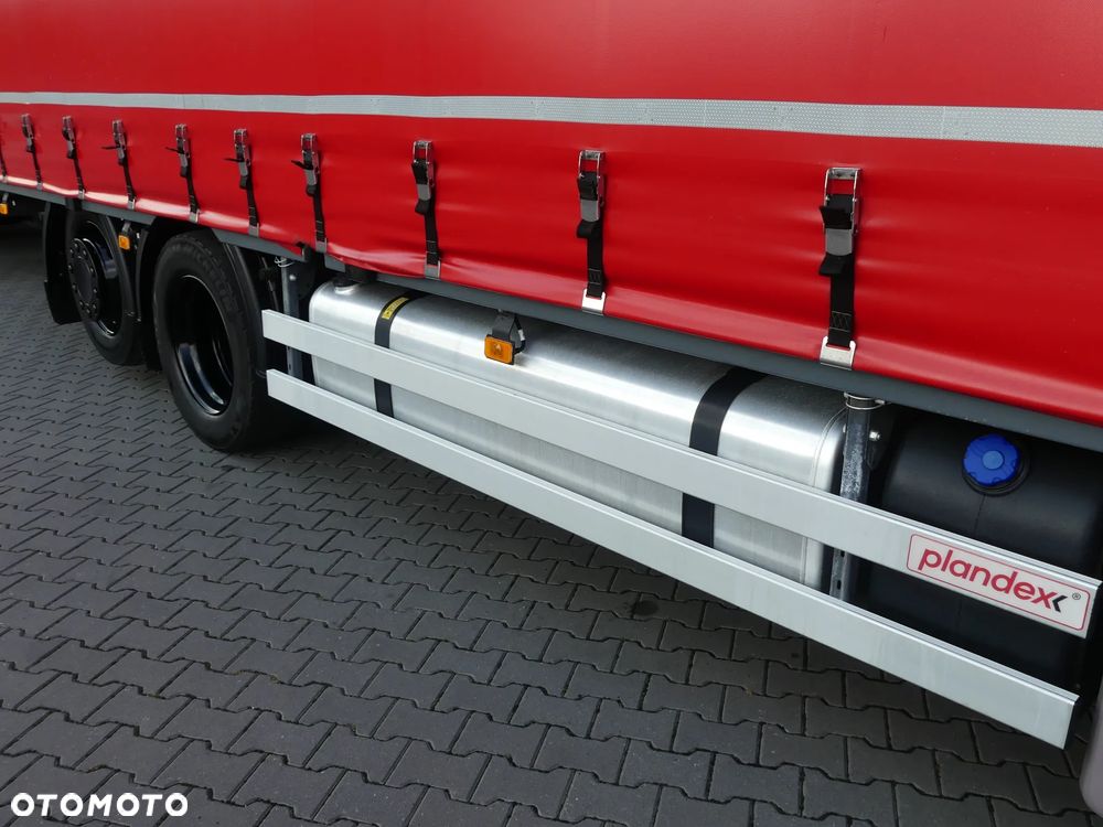 Renault T480 6x2 / ZESTAW PRZEJAZDOWY / FIRANKA / SUPER STAN / - 12