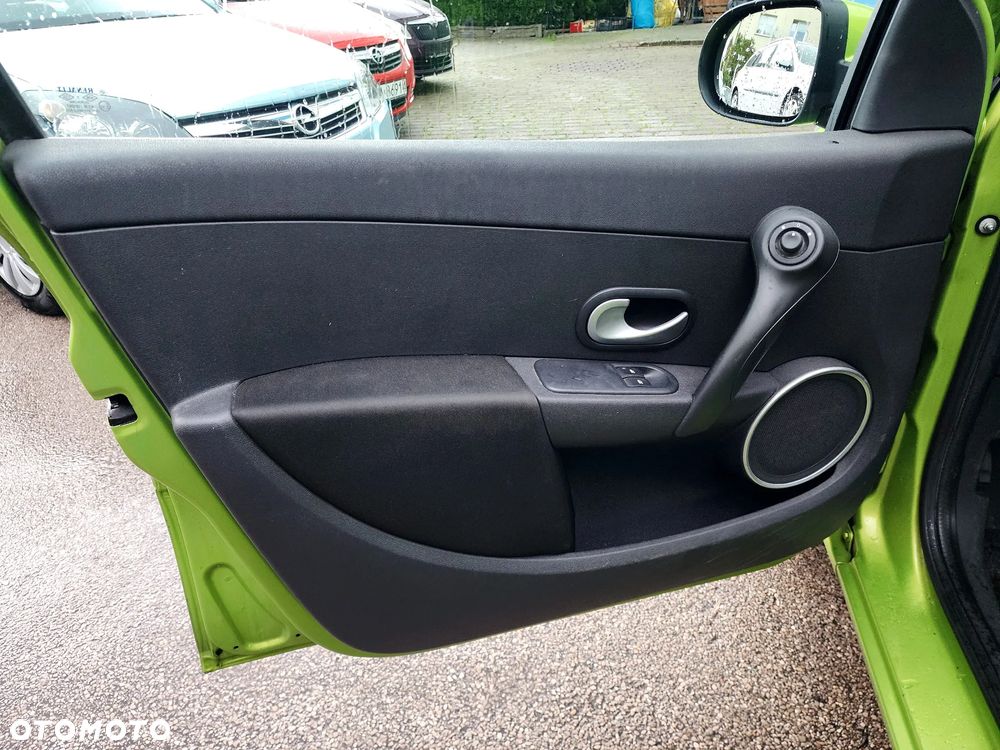 Renault Clio 1.2 TCE Alize - 38