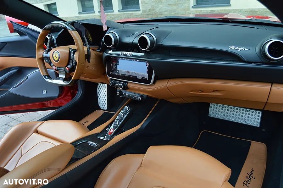 Ferrari Portofino - 8