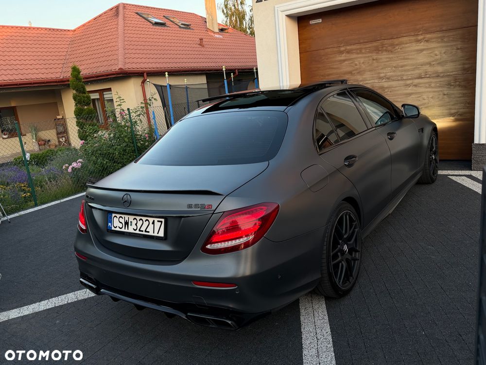 Mercedes-Benz Klasa E AMG 63 S 4Matic+ AMG Speedshift MCT-9G - 7
