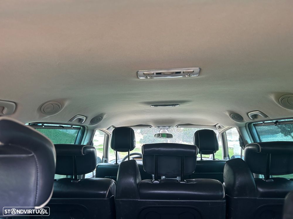 Renault Espace 2.0 dCi Initiale 7L - 29