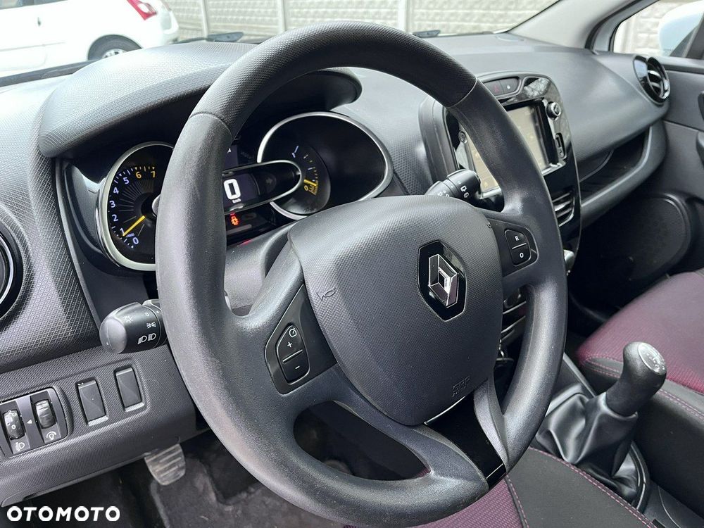 Renault Clio 1.2 16V Alize - 17