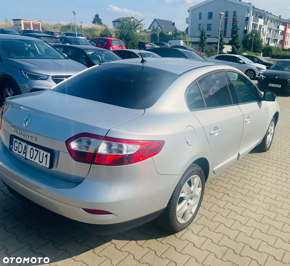 Renault Fluence 1.6 16V Expression - 4