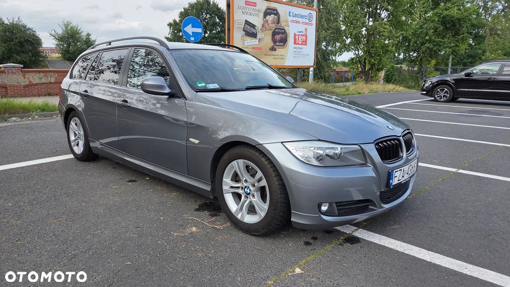 BMW Seria 3 318d - 8