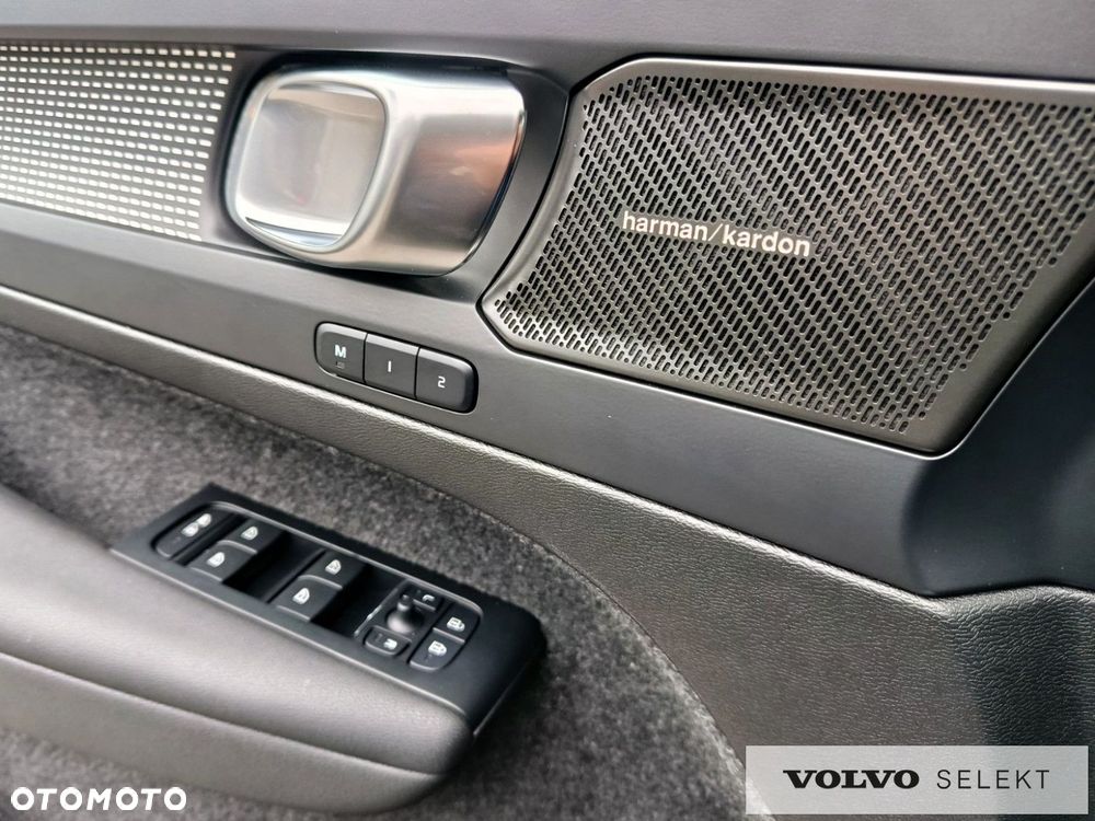 Volvo XC 40 - 26