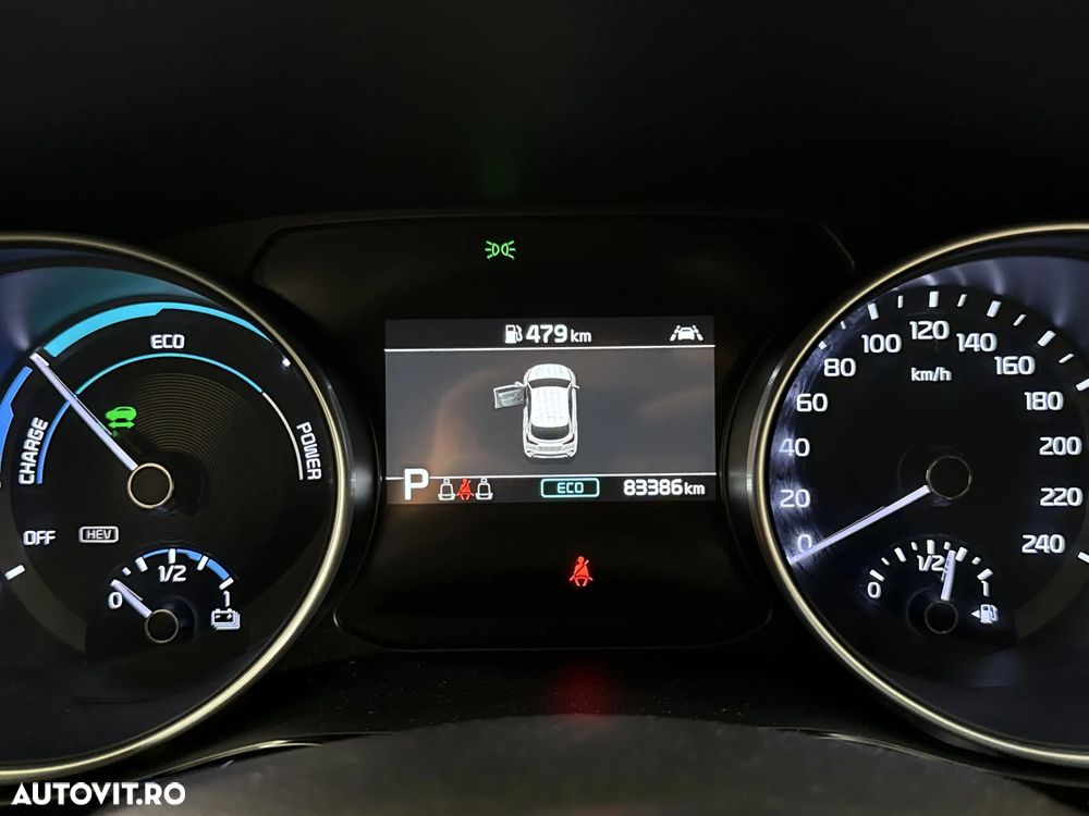 Kia XCeed - 11