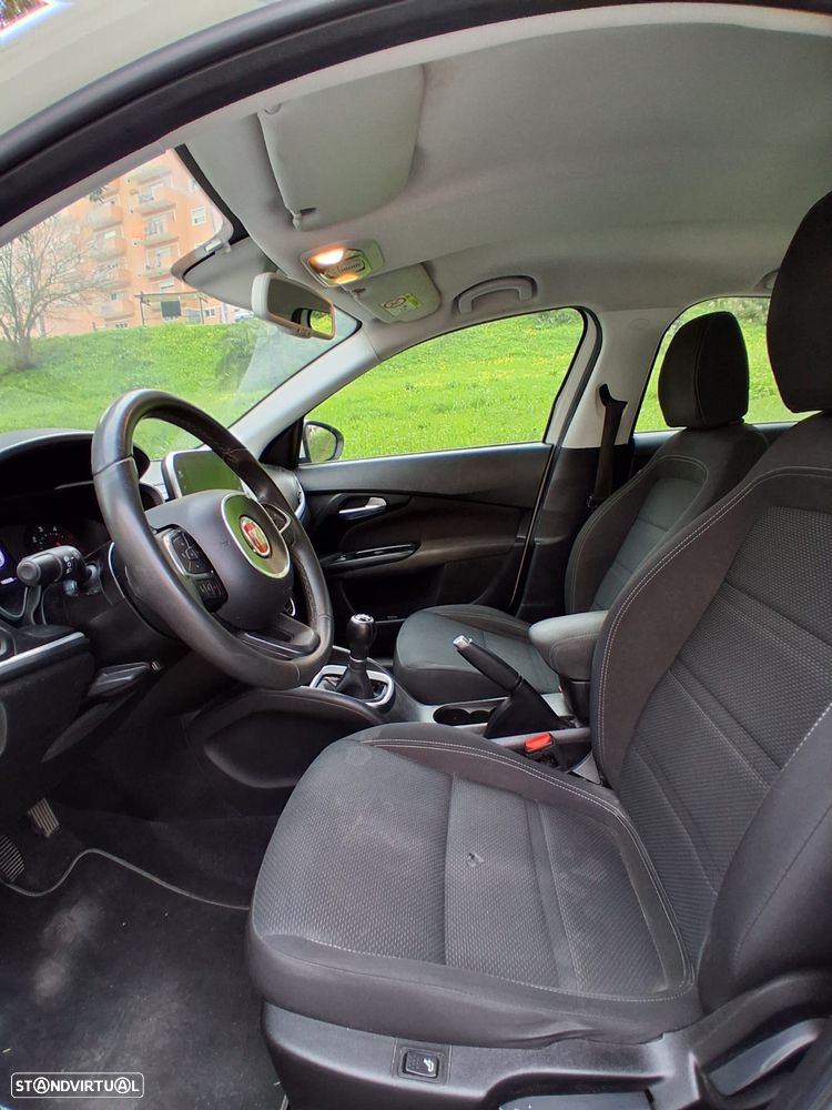 Fiat Tipo 1.3 M-Jet Lounge Tech - 18
